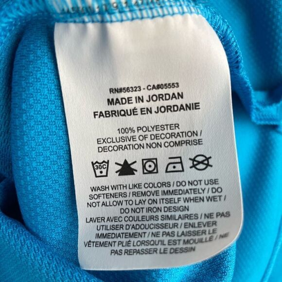 NWOT Nike Training Tee Size S - Picture 6 of 6